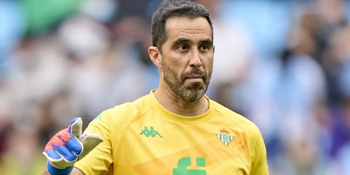 Claudio Bravo podría volver a la Roja