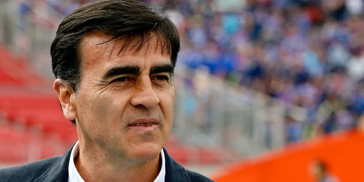 El ‘Cacique’ nuevamente quedó fuera de Copa Libertadores, los hinchas apuntan al entrenador como gran responsable de la derrota.