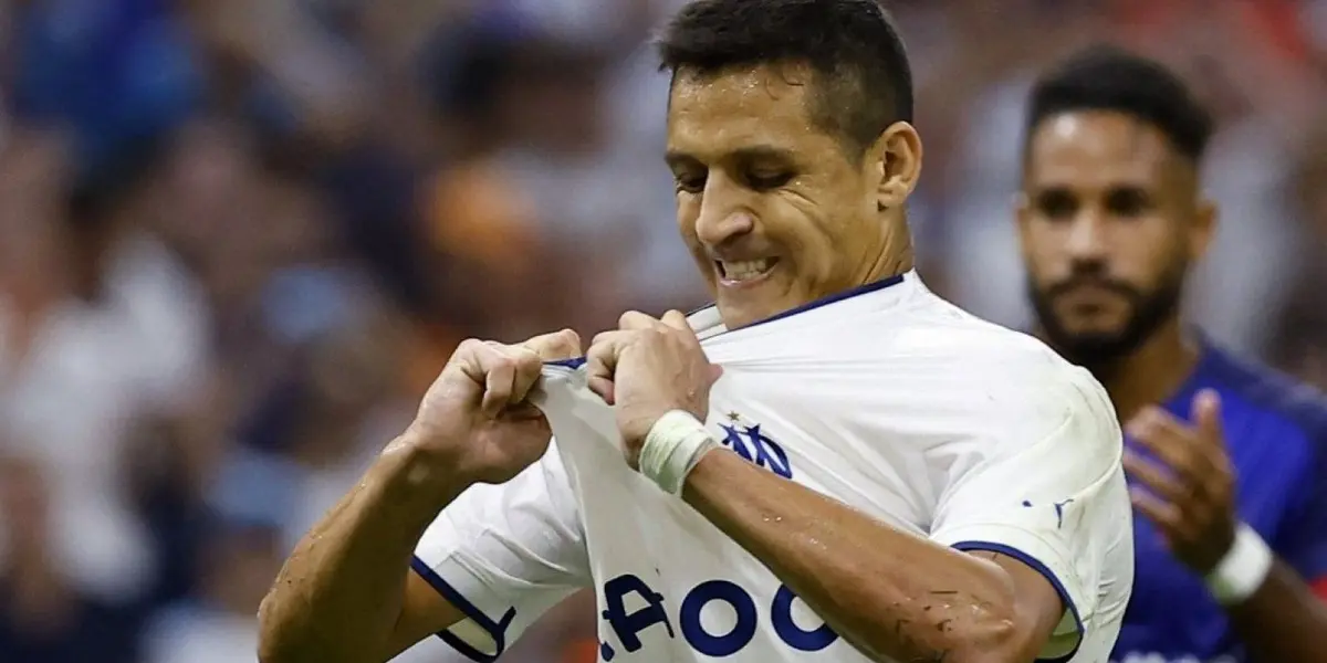 El chileno fue críticado por la prensa local en la derrota 2-1 del Olympique de Marsella ante el Stade Brestois.