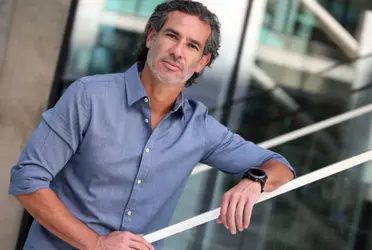 El comentarista deportivo afirma que el ‘Popular’ es el principal candidato al título en el Campeonato Nacional.