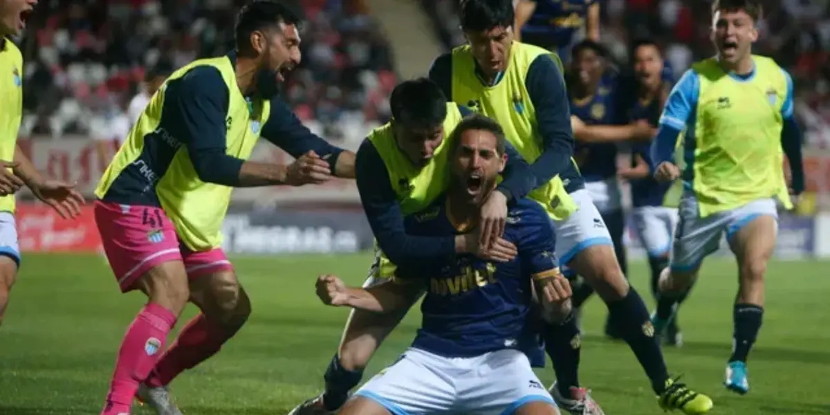 El cuadro laico aun extraña a su goleador Larrivey, que marcó cerca de 40 goles en 2 años.