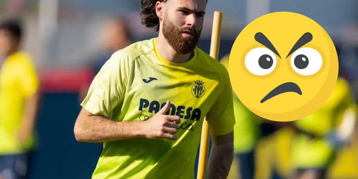 El delantero nacional no encuentra formas de convencer a los hinchas españoles, que lo matan en cada partido.