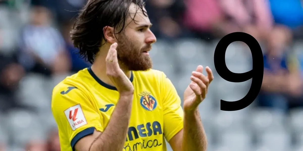 El DT del Villarreal habló sobre la posición del delantero nacional, distinta a dónde juega en la Roja.