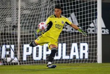 El guardameta colocolino dejó abierta la posibilidad de una salida de Pedrero.