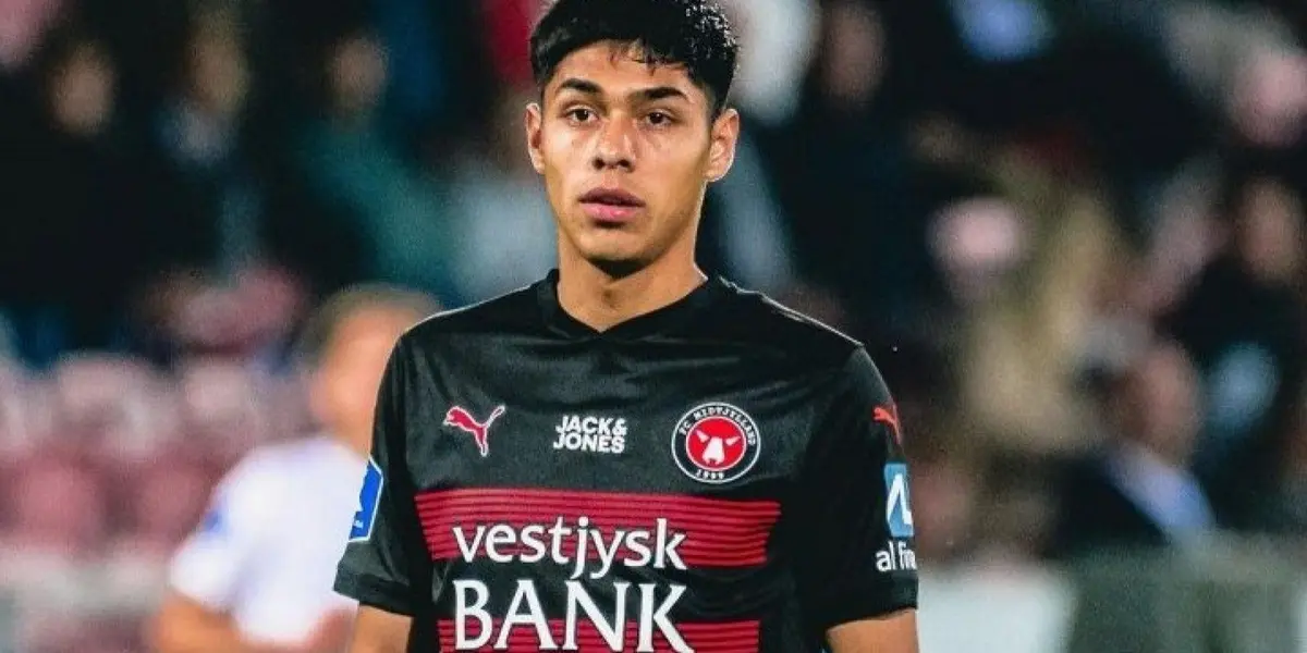 El jugador convirtió un gran gol en los entrenamientos del Midtjylland de Dinamarca.