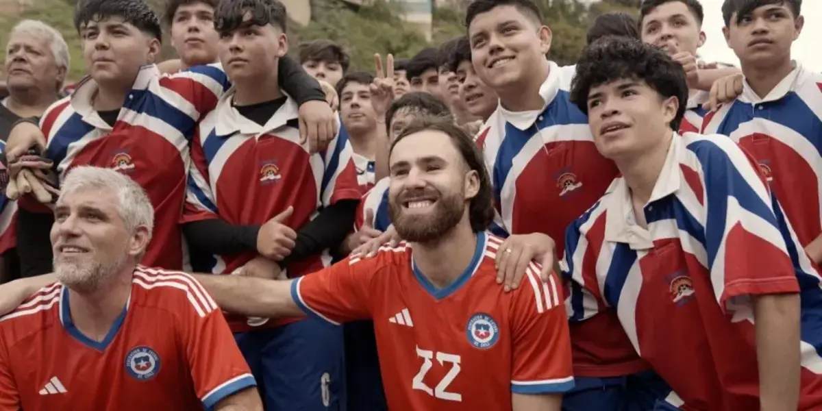 El jugador no la pasa bien en el Villarreal y tuvo tiempo para hablar sobre sus grandes pasiones.