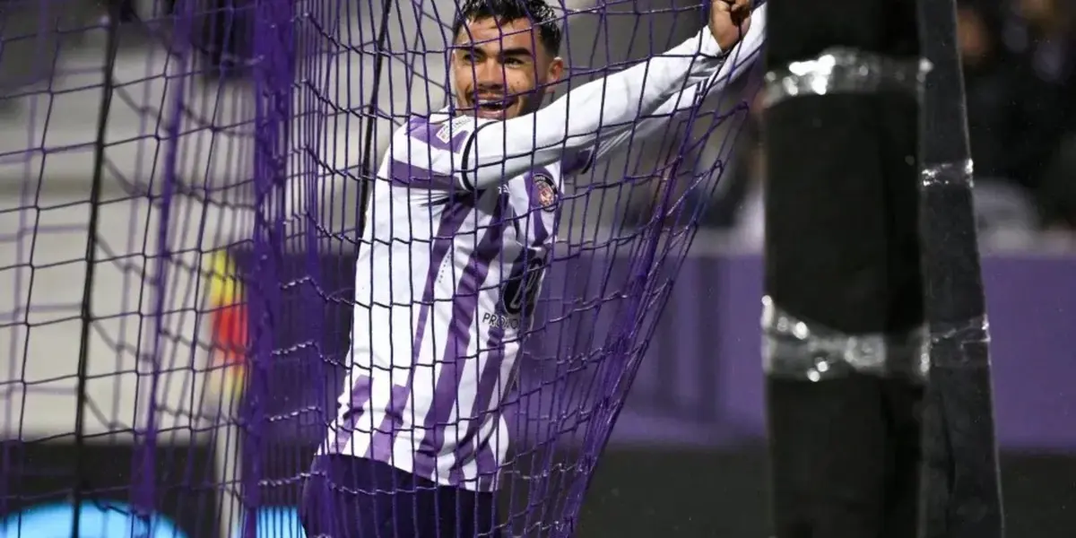 El lateral izquierdo de la Roja lidera un top defensivo que realmente impresiona.