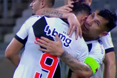 El Pitbull tuvo un momento con el 9 del cuadro pirata, dónde lo tuvo que consolar por el momento del club.