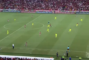 El volante central del Mengao fue parte del equipo que venció al Palmeiras y se ganó elogios.