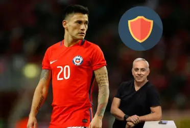 El volante chileno defendió a su representante esgrimiendo palabras a su favor en polémicas.