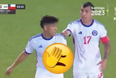 El volante del Norwich fue expulsado por una estupidez y Medel dice que fue el punto final para Chile.