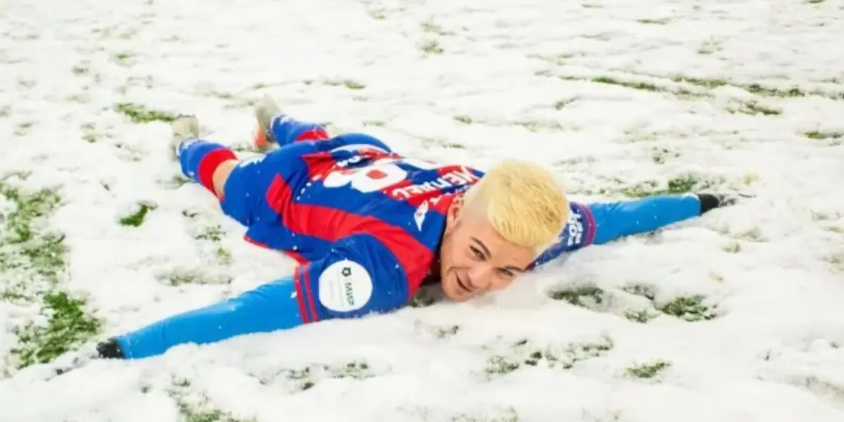 El volante nacional gritó su primer tanto en el CSKA de Moscú y lo celebró como nunca.