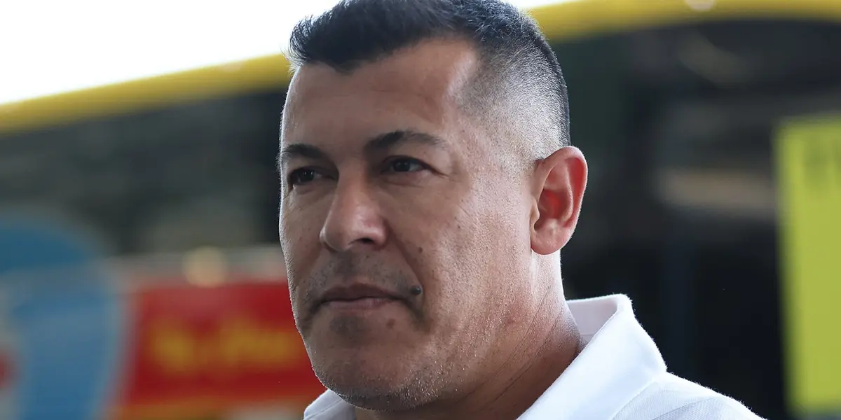 Jorge Almirón recibe un par de buenas noticias.