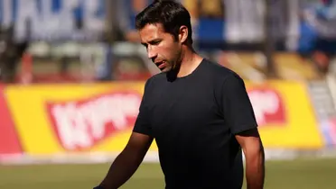 Nicolás Núñez trata de mantener la serenidad.