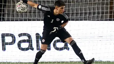 Podría ser el reemplazo de Claudio Bravo