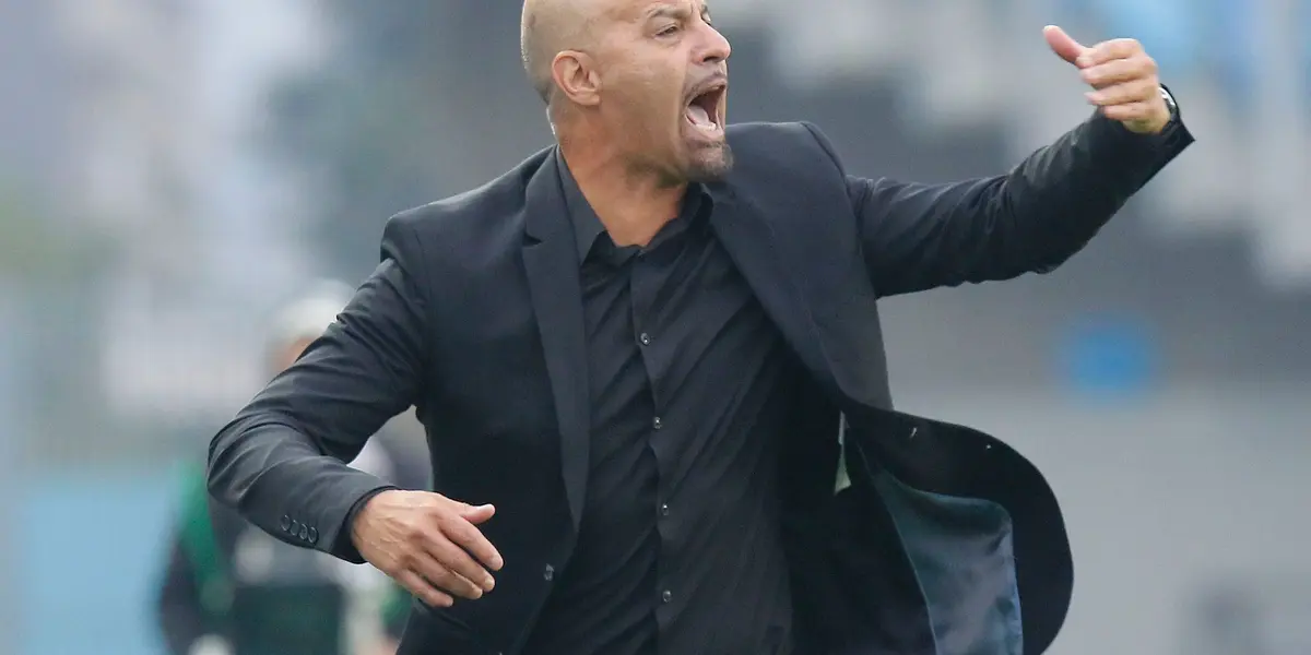 Tras la salida de Ariel Holan comienzan a sonar varios nombres en la ‘UC’.