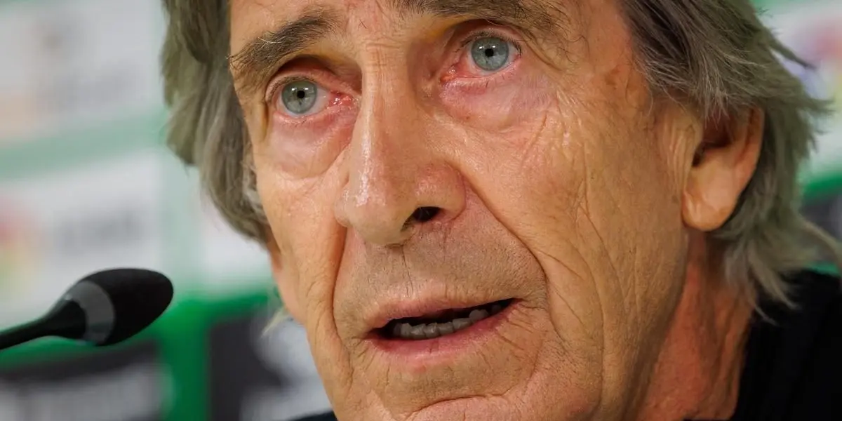 Una buena oferta salarial habría recibido Manuel Pellegrini, actual entrenador del Real Betis.