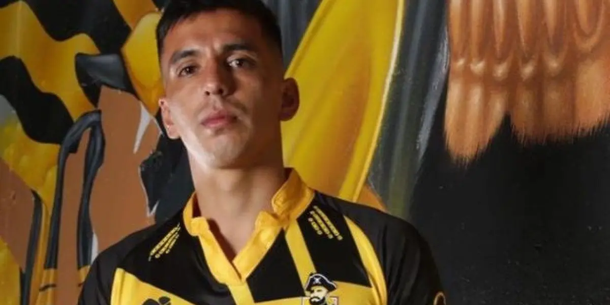 Una nueva polémica afecta al balompié nacional, y el jugador salió a dar su versión de los hechos.