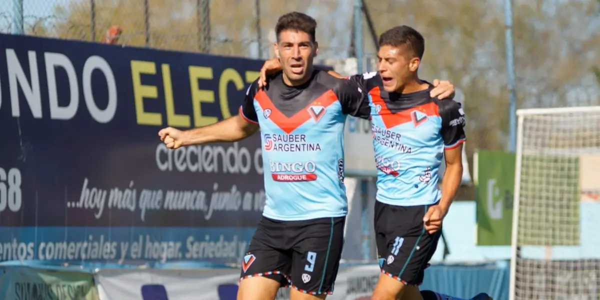 El jugador extranjero que habría dejado su club en Chile y no es Darío Lezcano